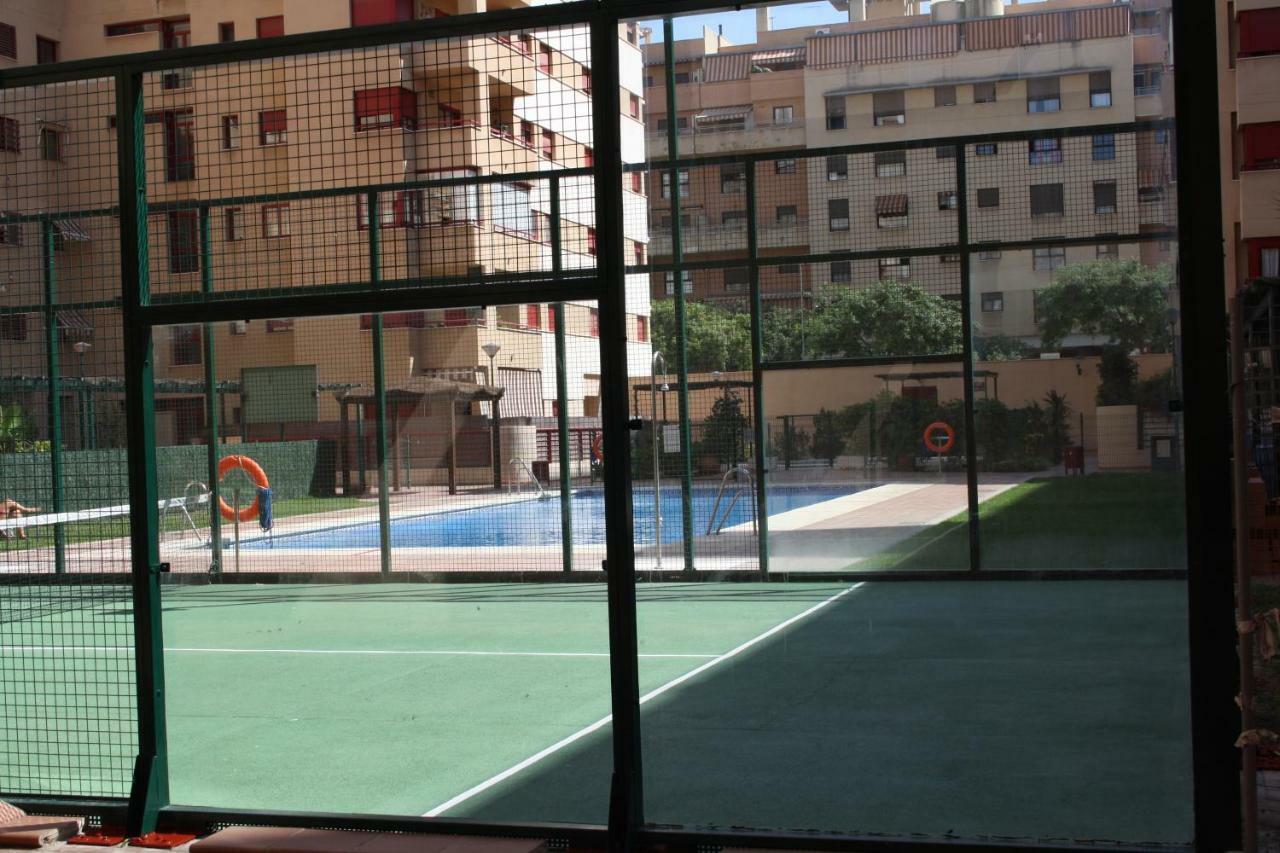 Wintowinrentals Parque Litoral, Family & Málaga Eksteriør billede